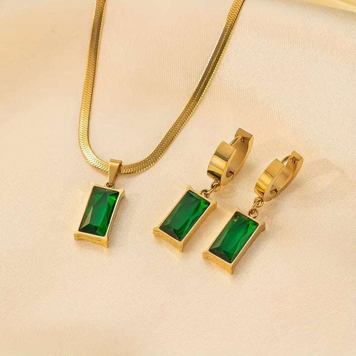Elegant Iselotte Verdain Gold Jewellery Set